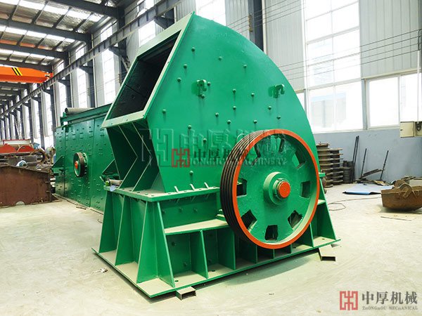 河南鄭州錘式移動石料破碎站破碎機(jī)廠家
